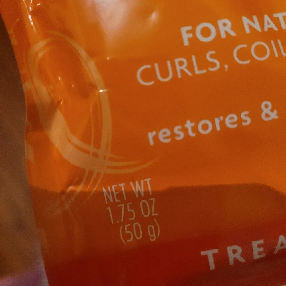 NWT L'oréal & Cantu deep hair‎ conditioner bundle.